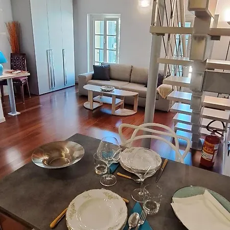 Casa Di Giulia: Rustic Charm With Pool And Park Views *